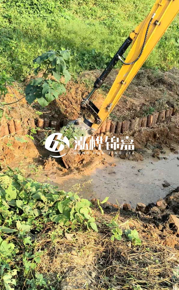 德州河道清淤專業(yè)施工-打完松木樁后為何需要立即清理淤泥？